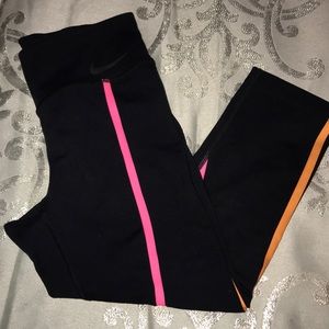 Nike ‘dry fit’ Capris